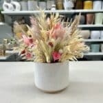 Aranžmán zo sušených kvetov v keramike 2