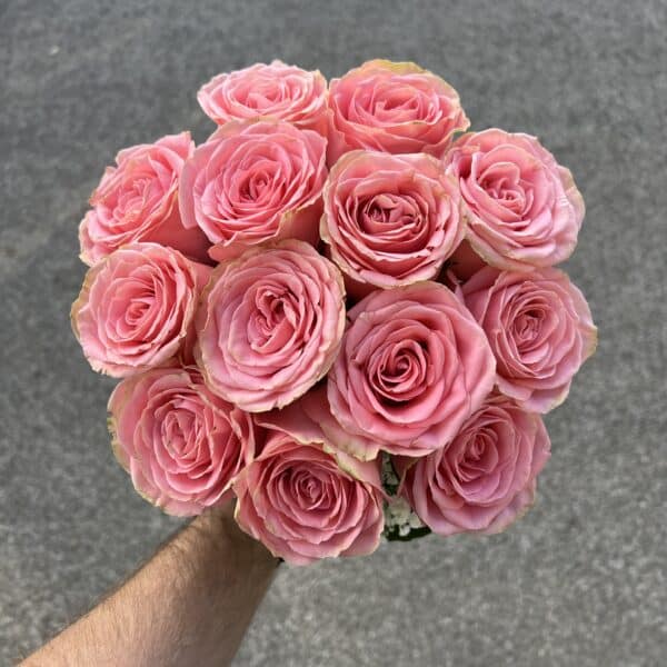 Svadobná kytica z ružových ruží