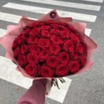 Kytica zo 40 červených ruží