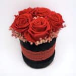 Trvácne červené ruže v čiernom boxe